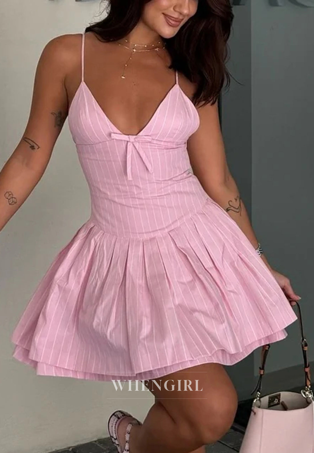 Blushing Pink V Neck Pleated Spaghetti Straps Sleeveless A-Line Short Homecoming Dress