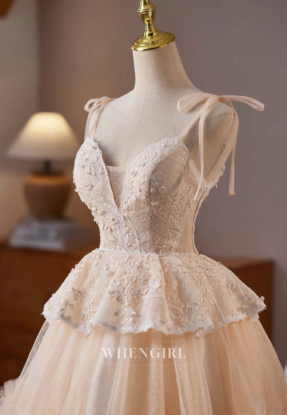 Light Champagne V Neck Sleeveless A-Line Lace Up Appliqued Lace Short Homecoming Dress