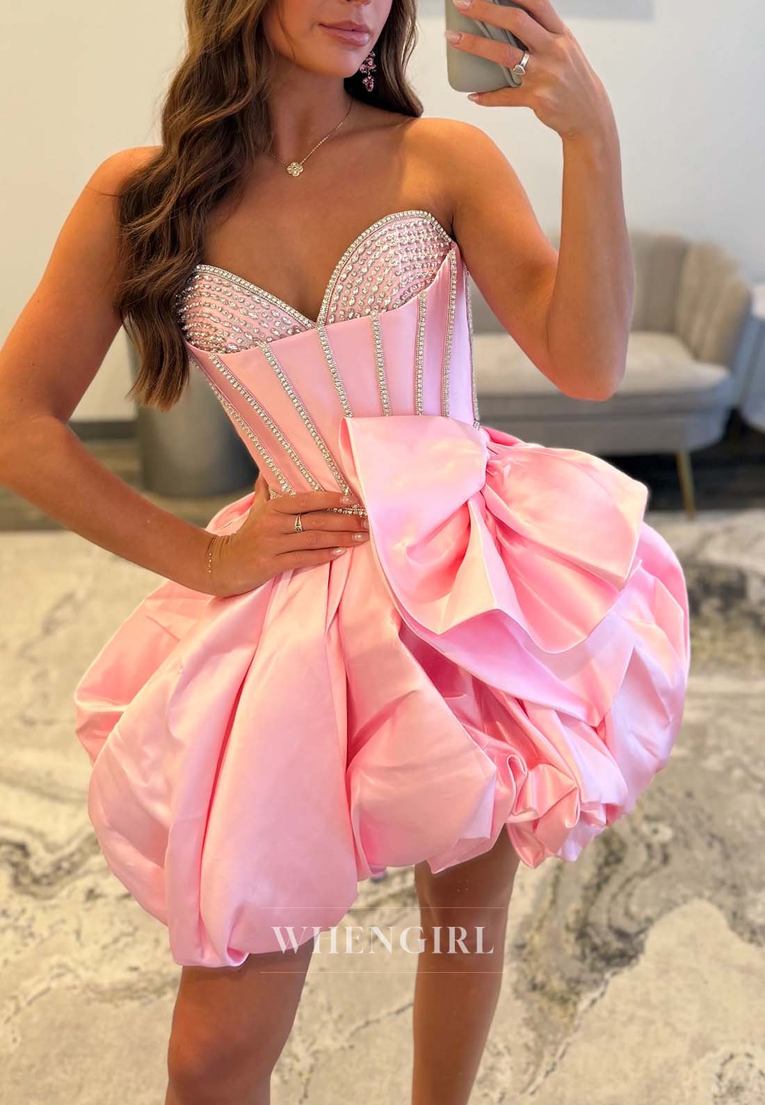 Light Pink Beaded Sweetheart Sleevless Back Zipper A-Line Short Homecoming Dress