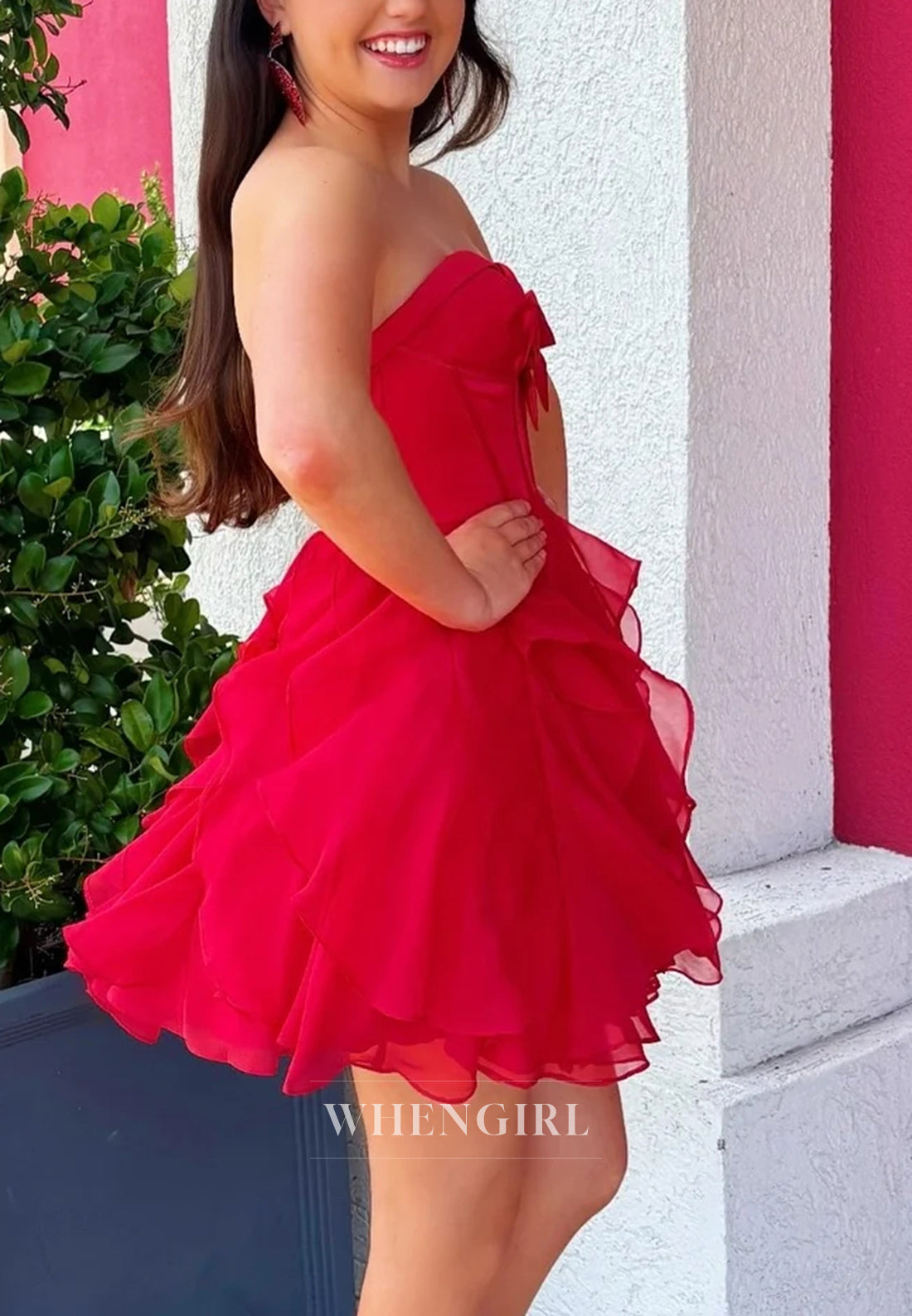 Bowknot Sweetheart Sleeveless Cut Out Multi Tiered A-Line Short Homecoming Dress