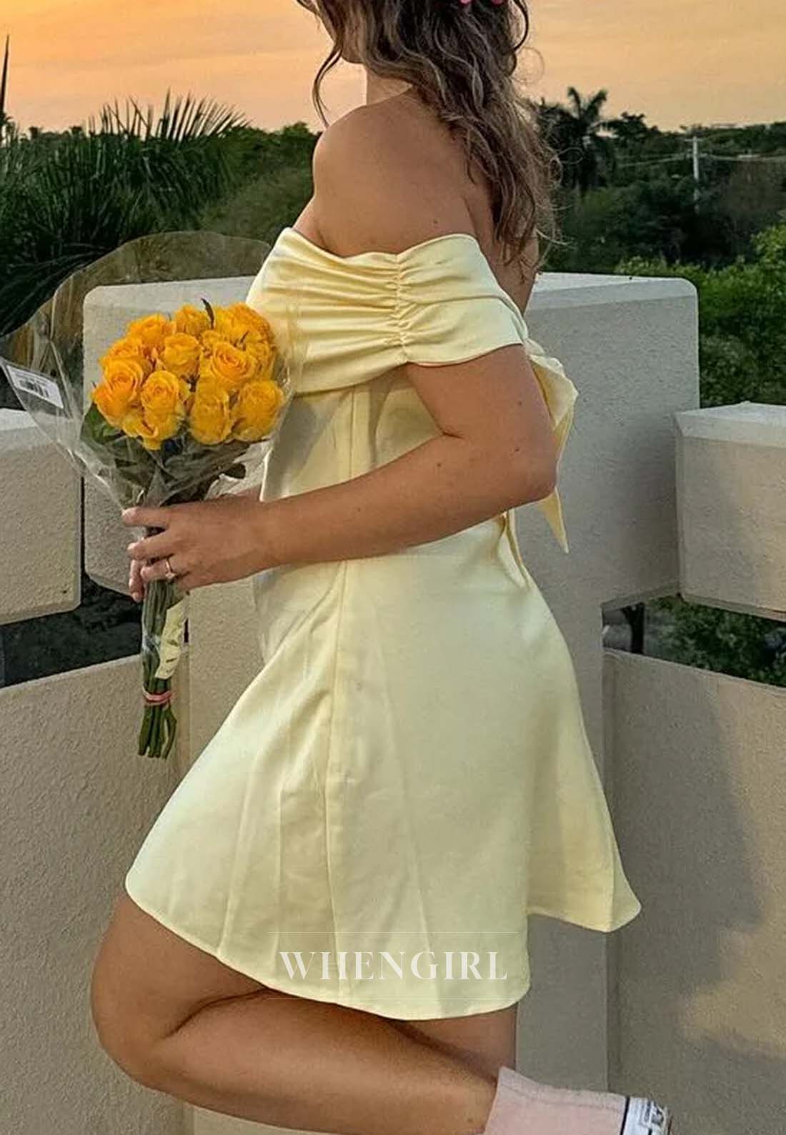Yellow Off Shoulder Sleeveless Simple Sheath Short Homecoming Dress