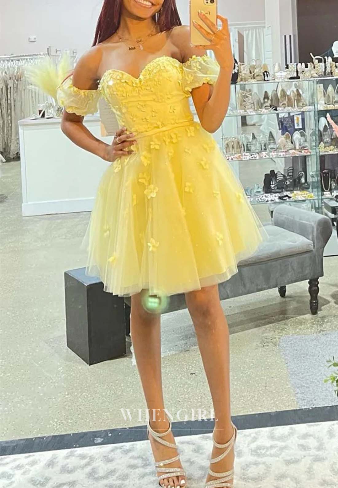 Daffodil Sweetheart Off Shoulder Flowers A-Line Tulle Short Homecoming Dress