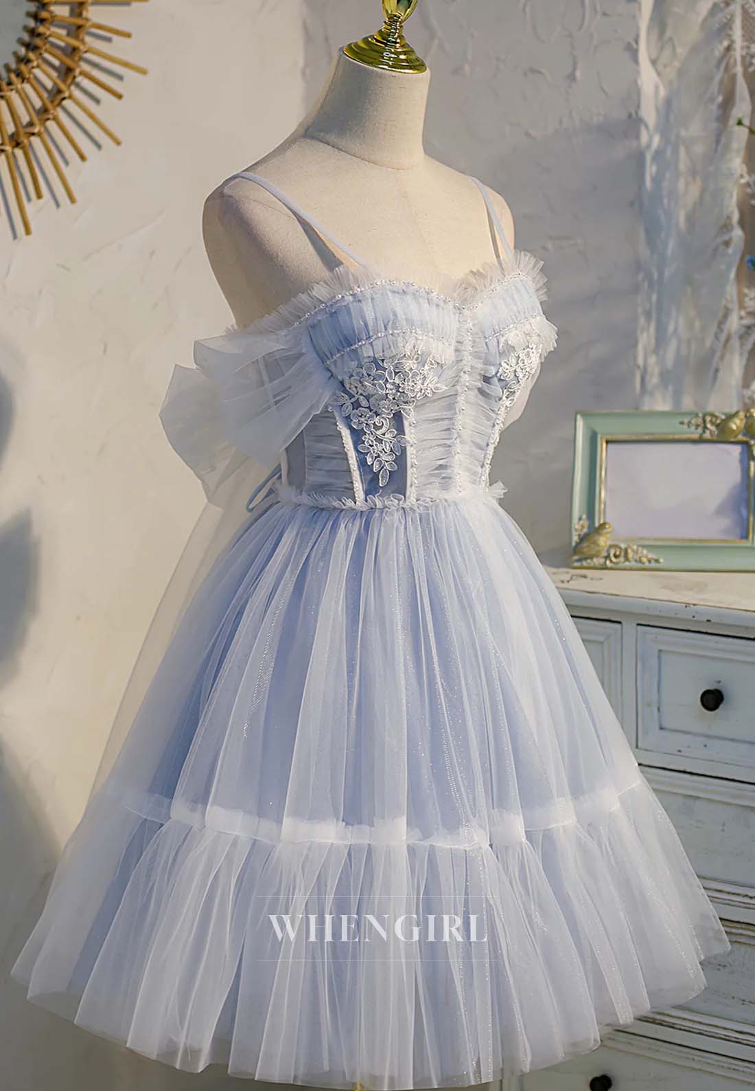 A-Line Light Blue Sleeveless Appliques Sweetheart Short Homecoming Dress