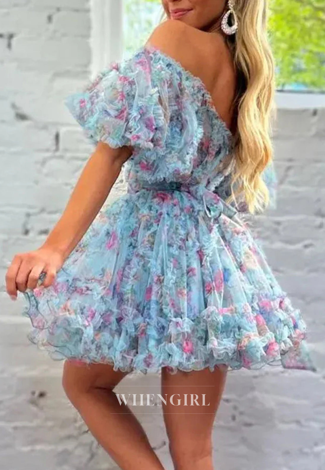 A-Line Floral Short Puff Sleeves Sweetheart Back Zipper Bowknot Short Homecoming Dress