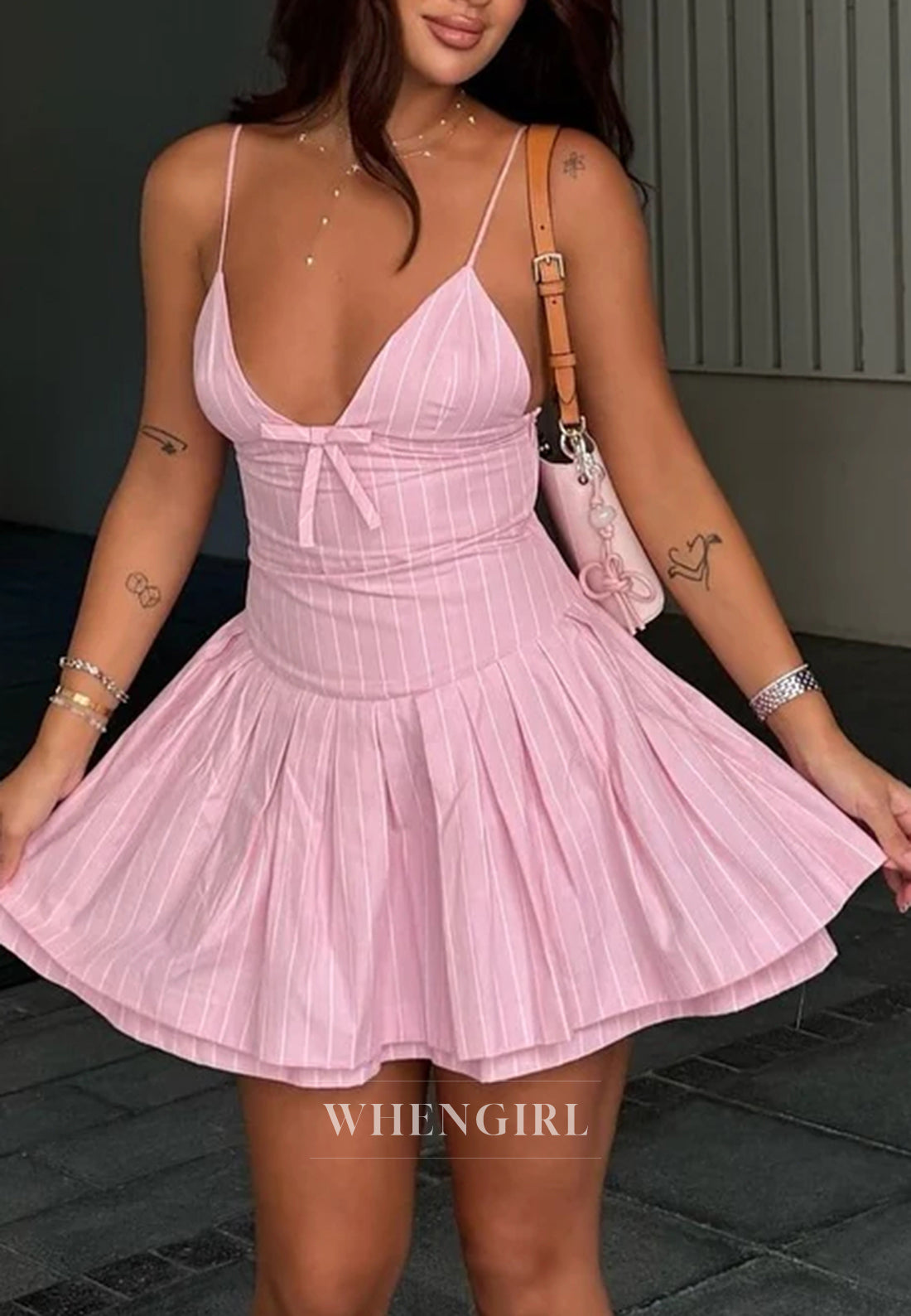 Blushing Pink V Neck Pleated Spaghetti Straps Sleeveless A-Line Short Homecoming Dress