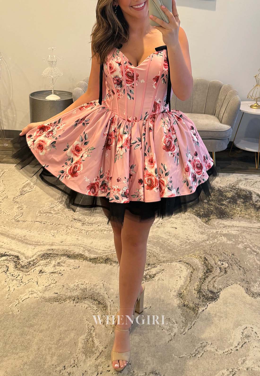 Sweetheart Sleeveless Floral Back Zipper A-Line Short Homecoming Dress
