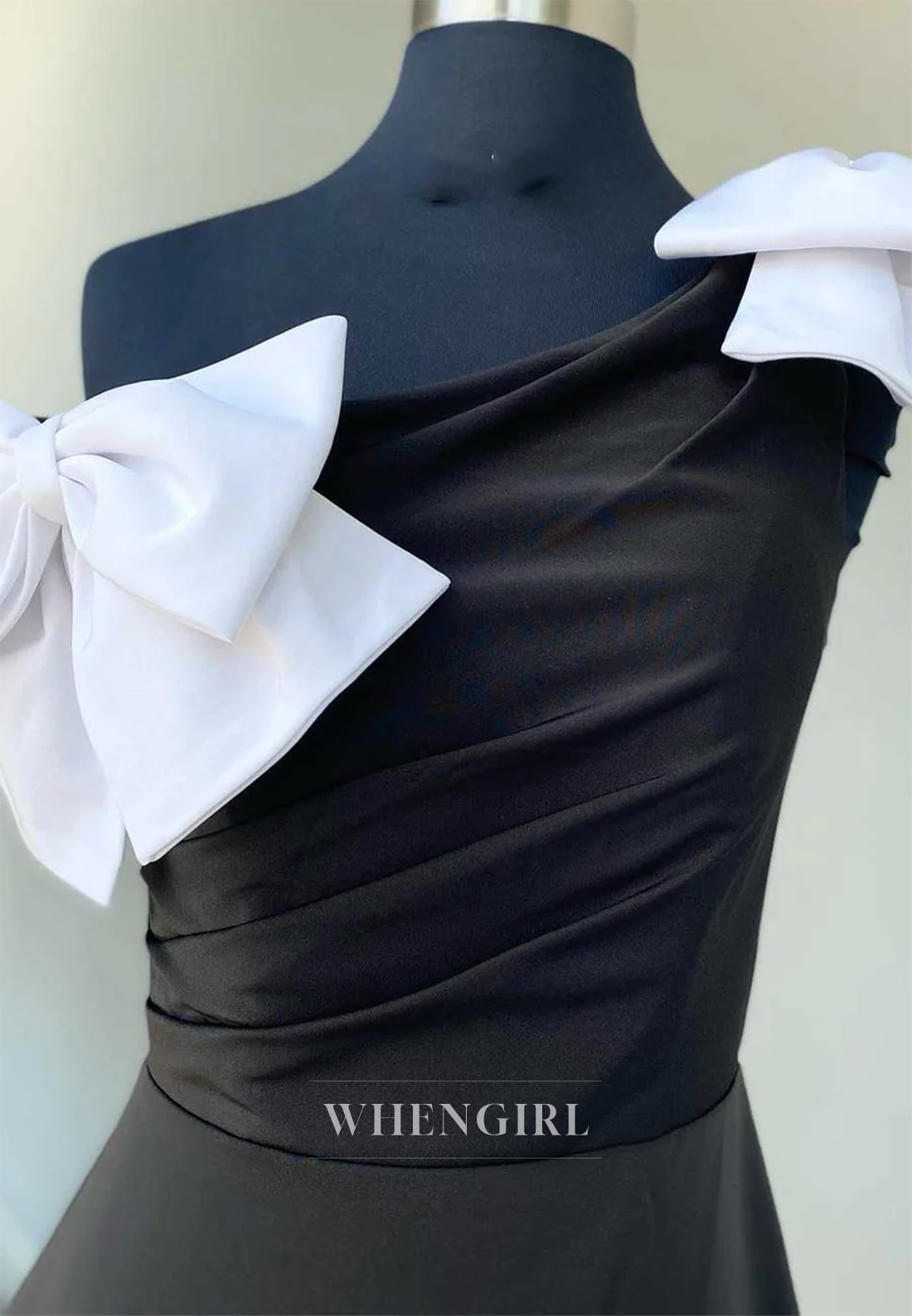 Sheath One Shoulder Bowknot Sleeveless Short Homecoming Dress