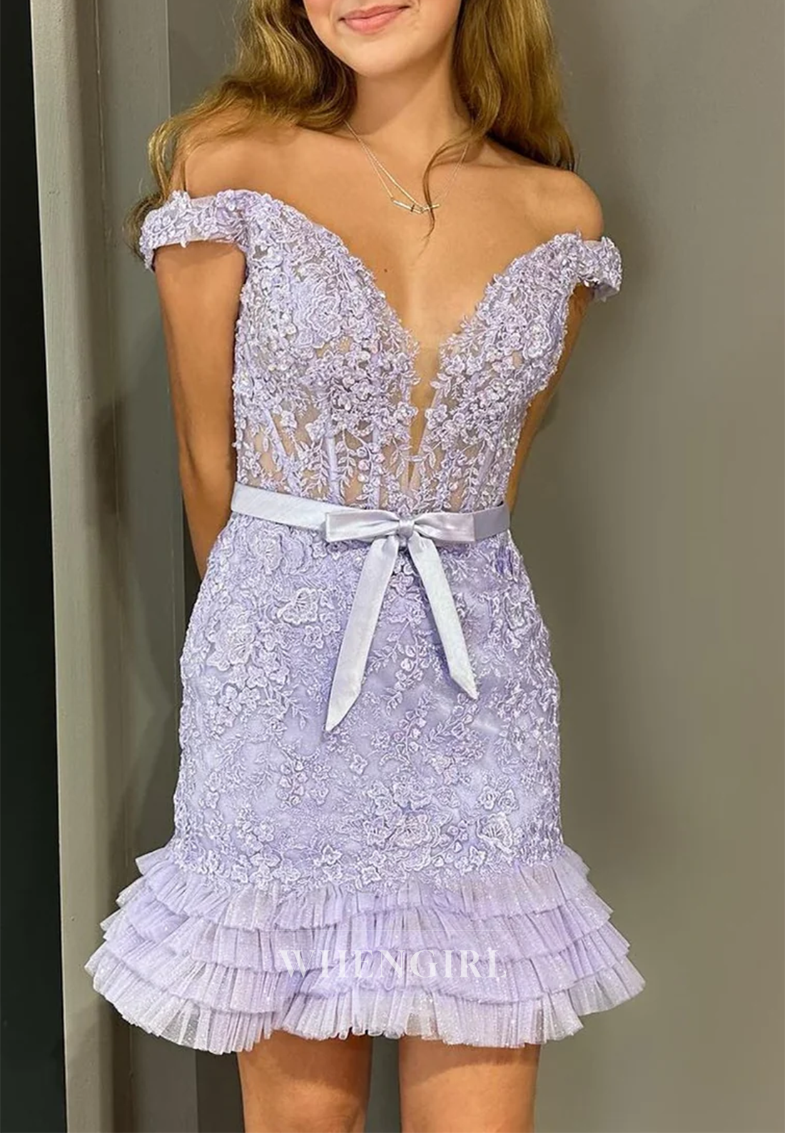 Lavender Off Shoulder V Neck Sleeveless Bowknot Sheath Ruffles Short Homecoming Dress