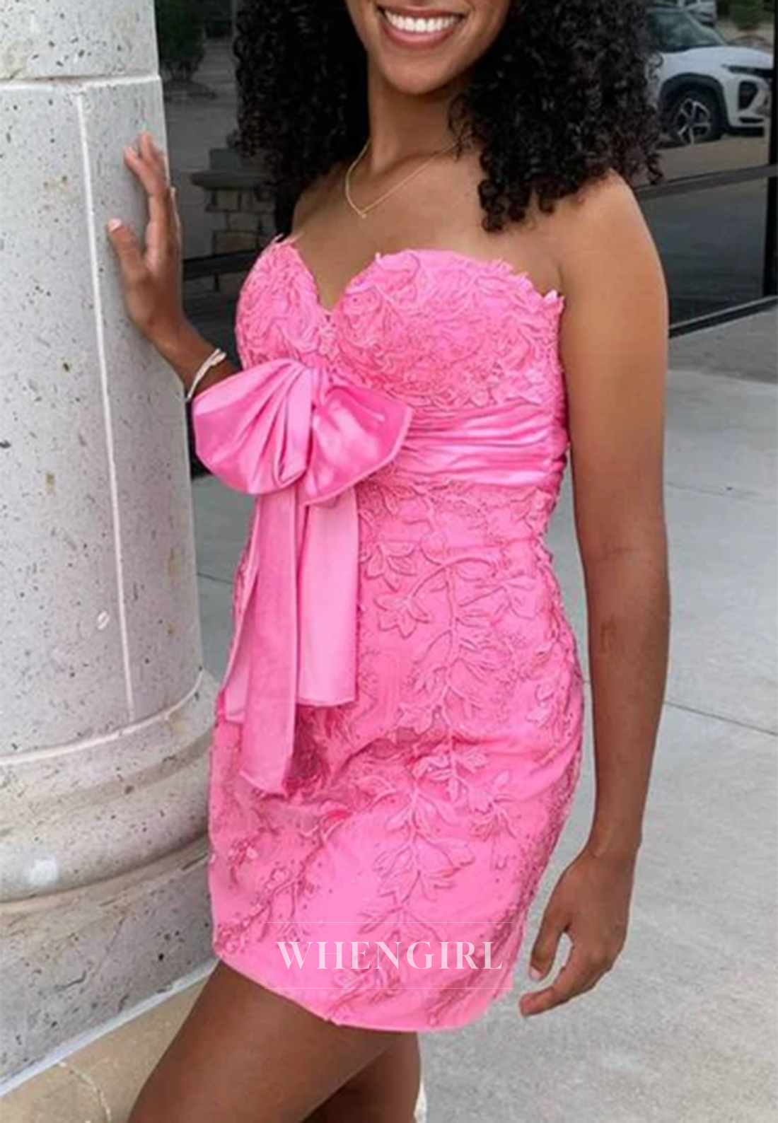Bright Pink Sweetheart Sleeveless Appliqued Sheath Homecoming Dress