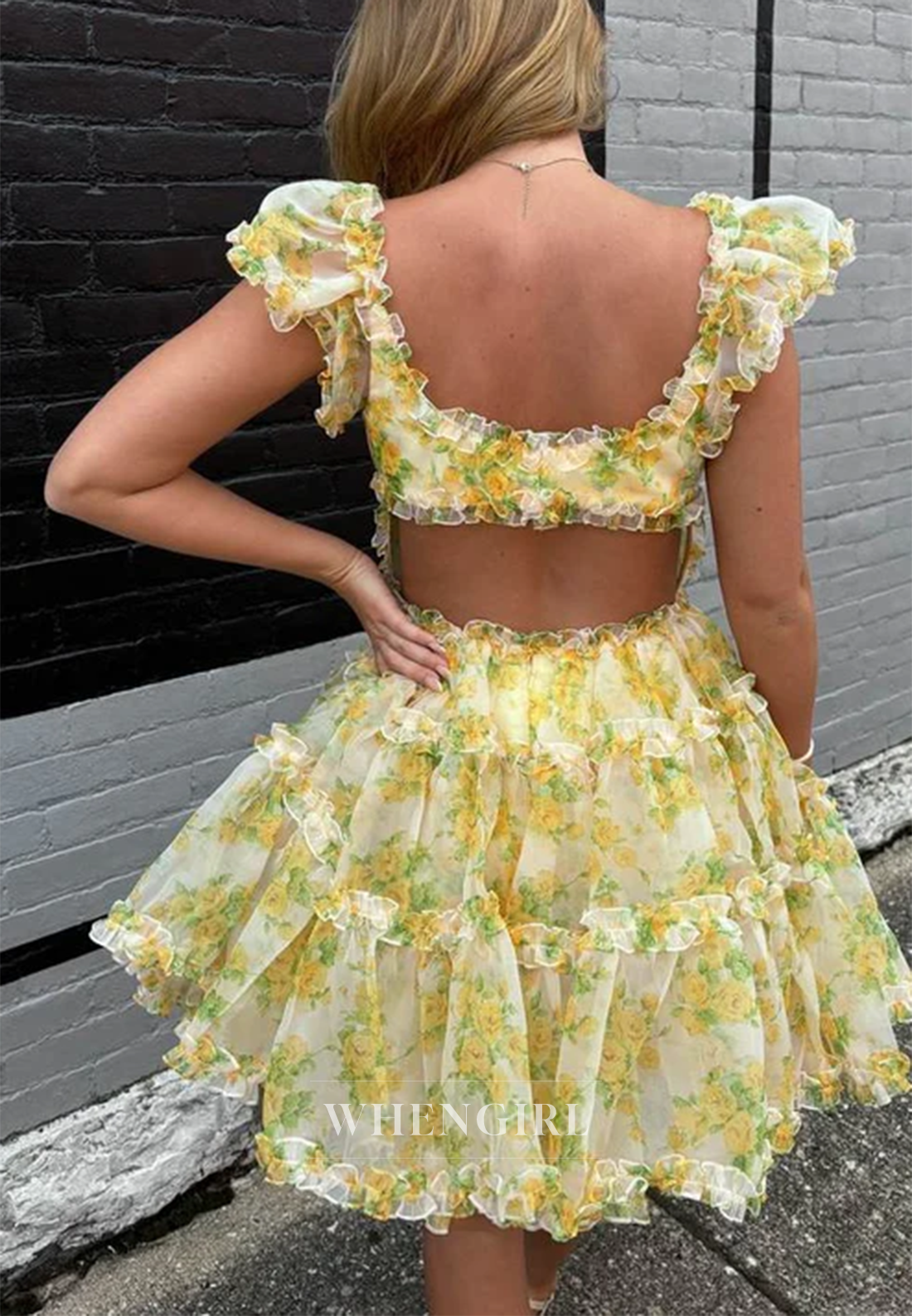 A-Line Scoop Neck Cap Sleeves Cut Out Back Short Homecoming Dress