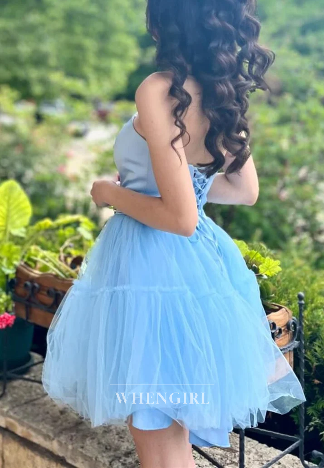 Blue V Neck Sleeveless Strapless Lace Up A-Line Short Homecoming Dress