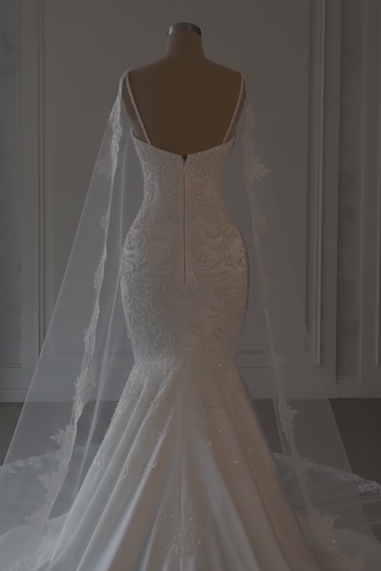 Sweetheart Pearls Beading Sleeveless Mermaid Wedding Dress with Sweep Train