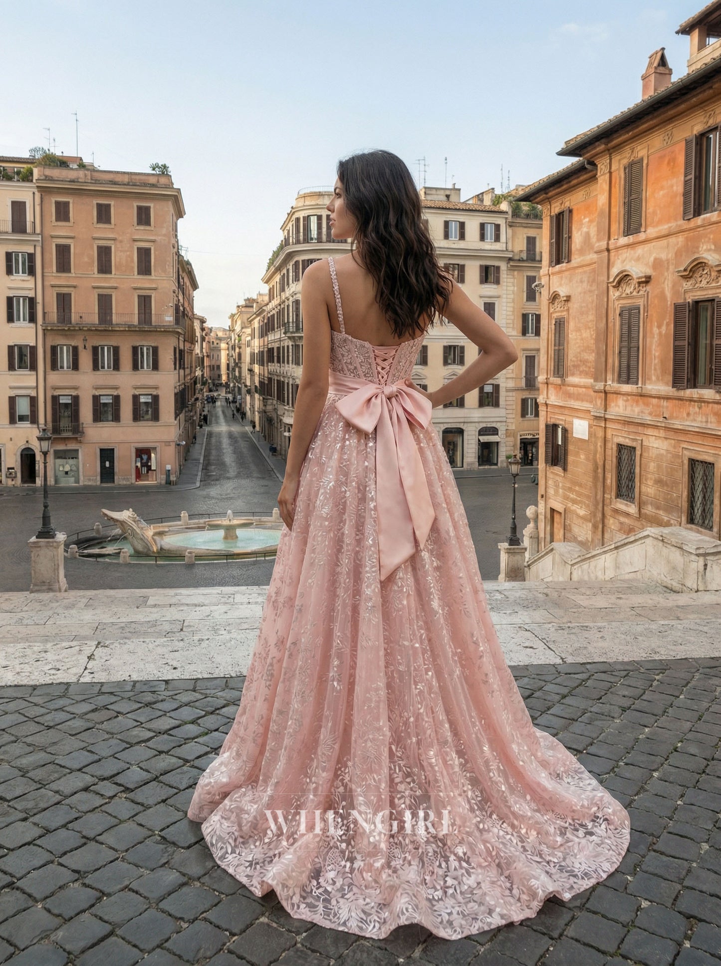 Pink Sweetheart Spaghetti Straps Bowknot A-Line Beaded Prom Dress