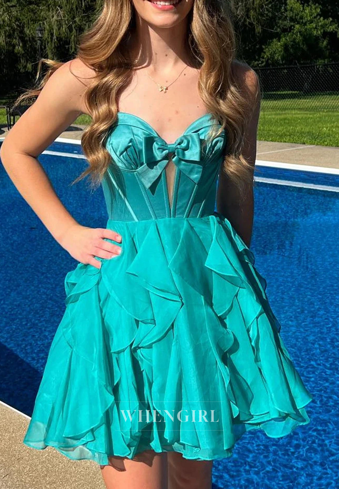 Bowknot Sweetheart Sleeveless Cut Out Multi Tiered A-Line Short Homecoming Dress