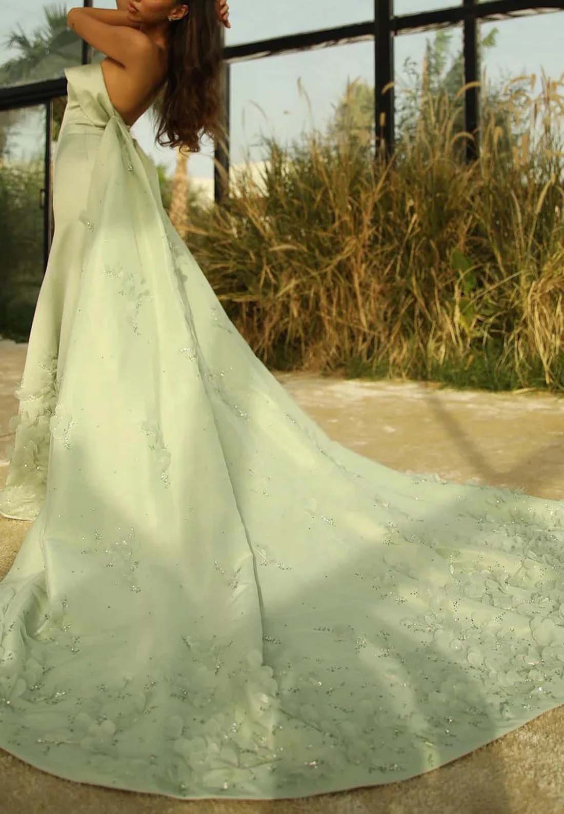 Green Strapless Sleeveless Sheath Court Train Formal Dress Beaded Tube Top Evening Dress