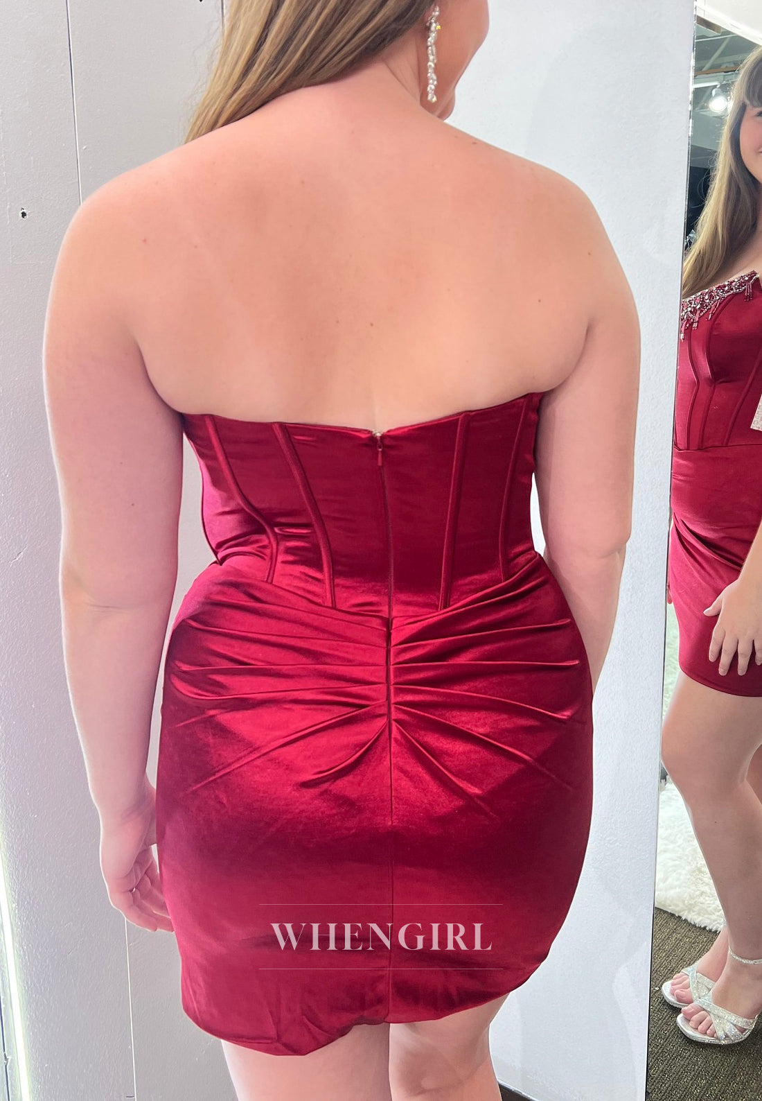 Burgundy Bateau Neck Sleeveless Beaded Pleated Sheath Back Zipper Short Homecoming Dress