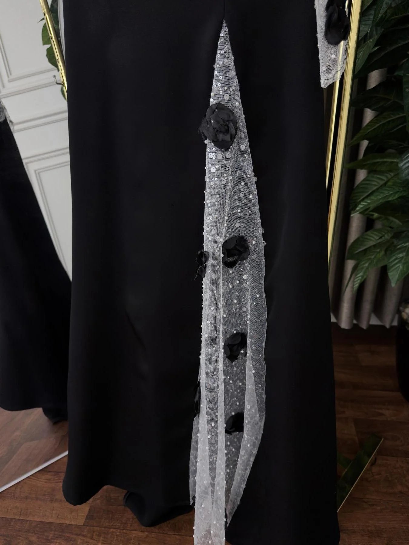Off-Shoulder Long Sleeves Sheath High Slit Floral Ruched Satin Prom Dress with Beads Party Dress