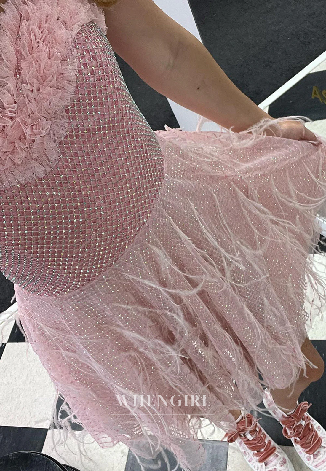 Blush Sweetheart A-Line Sleeveless Feather Short Homecoming Dress