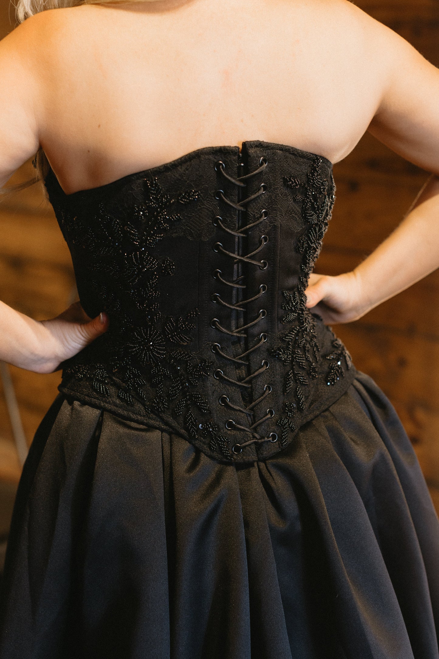 A-Line Scoop Neck Sleeveless Side Slit Lace up Wedding Dress