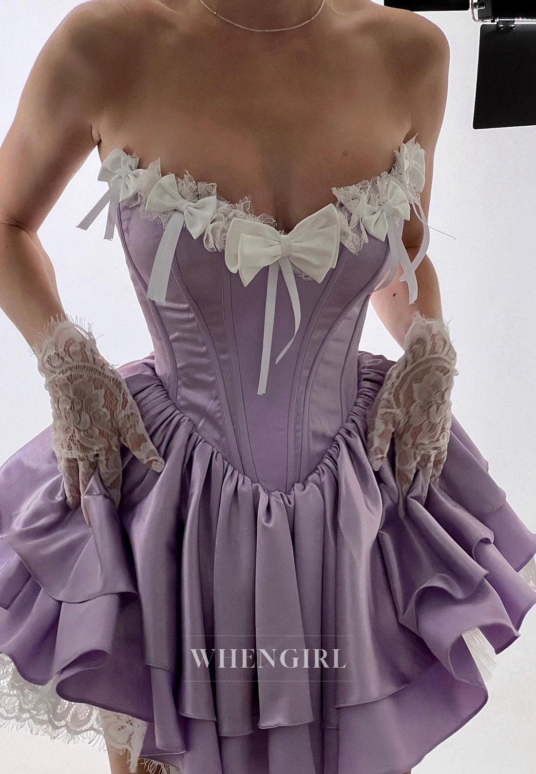 Lilac V Neck Bowknots Sleeveless Ruffles A-Line Short Homecoming Dress with Gloves