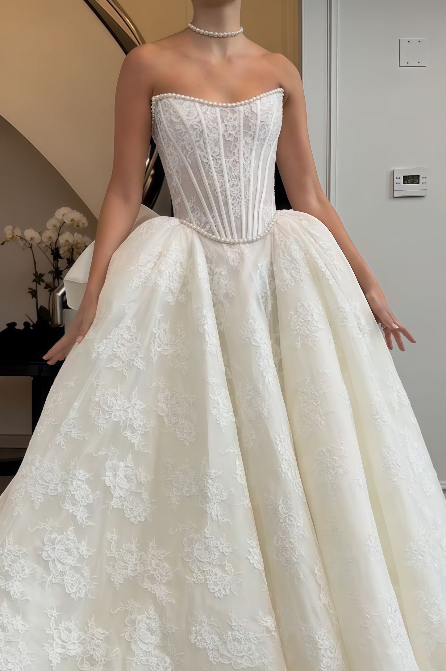 Elegant Pearl Beaded Wedding Dress Lace Ball Gown With Big Bow,