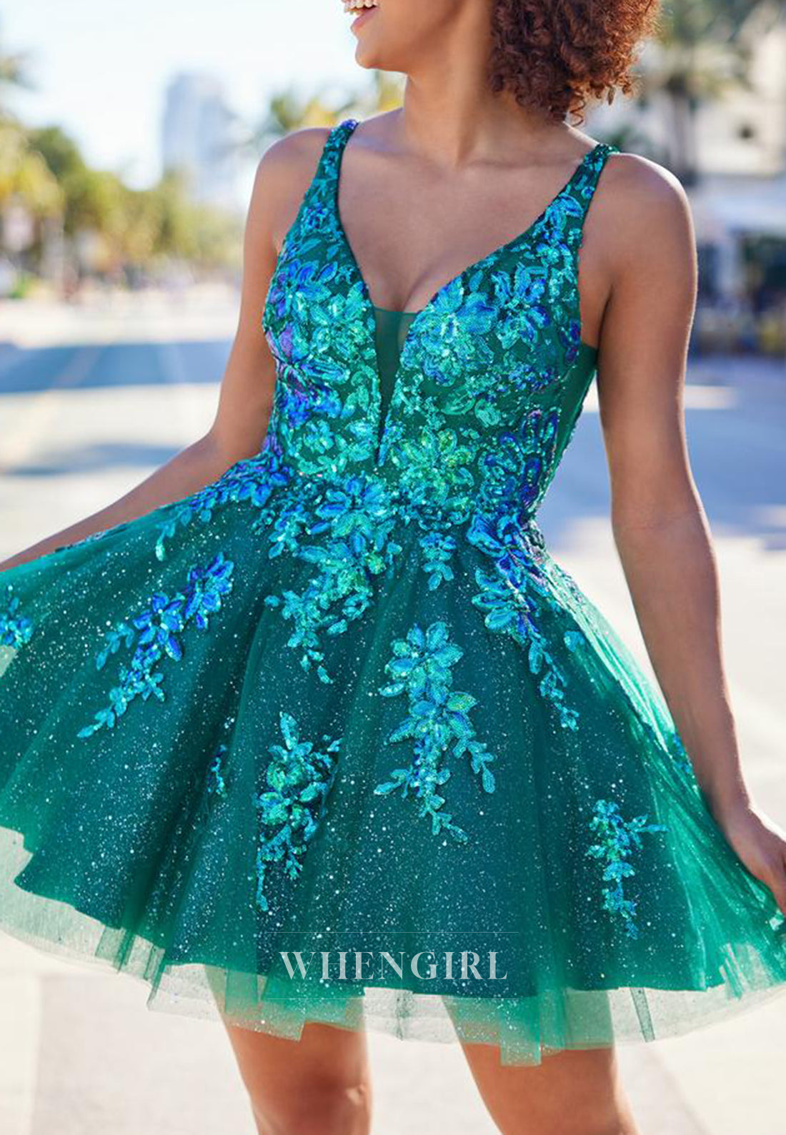 A-Line V Neck Regular Straps Sleeveless Sequins Beading Short Homecoming Dress