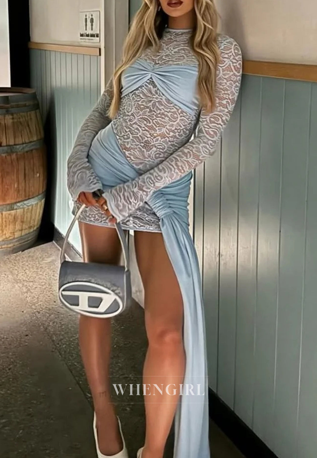 Fashionable Sheath Long Sleeves Jewel Neck Blue Short Homecoming Dress with Laced