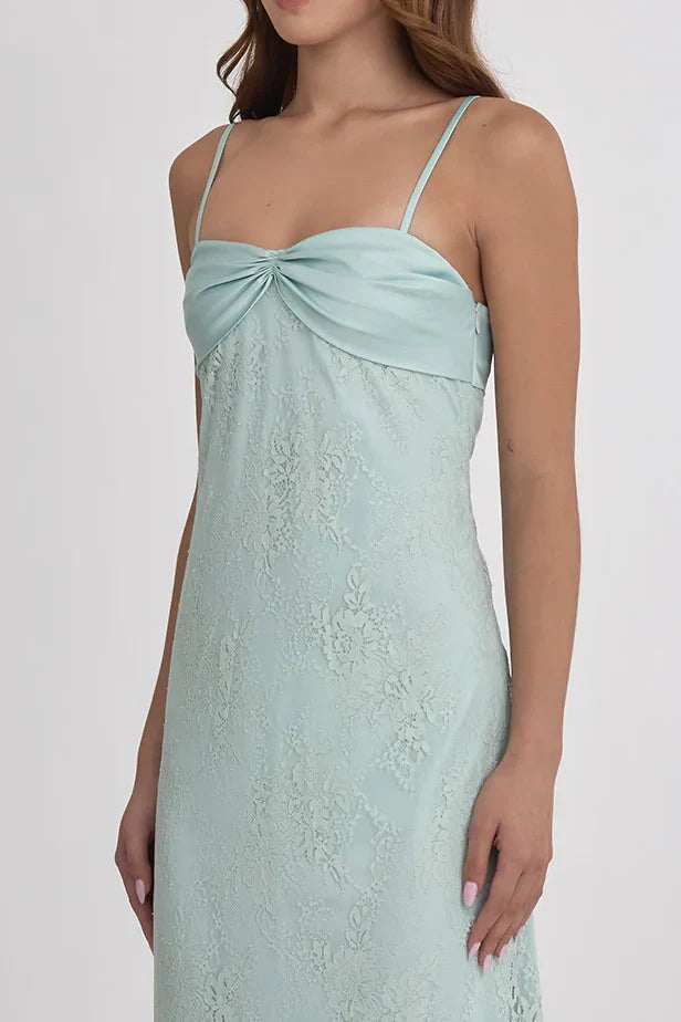 Gorgeous Sheath Spaghetti Strap Long Prom Dress with Lace