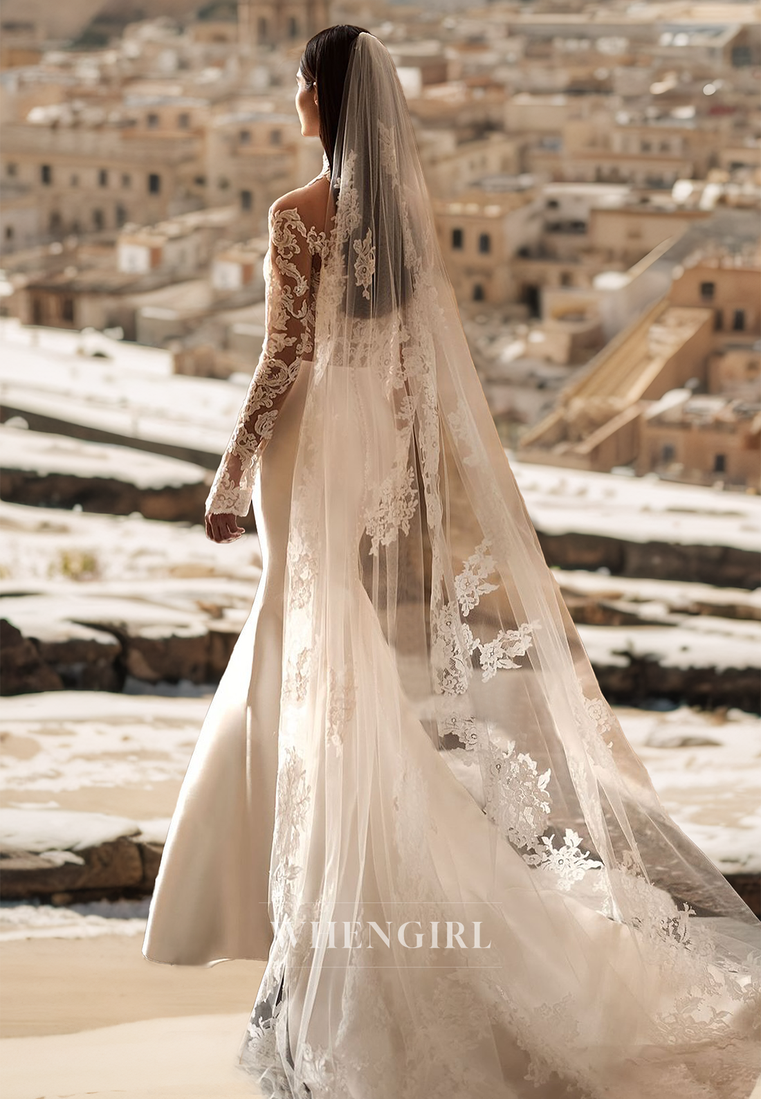 High Neck Long Sleeves Sheath Train Stripe Sheer Satin Bridal Gowns with Appliques Wedding Dress