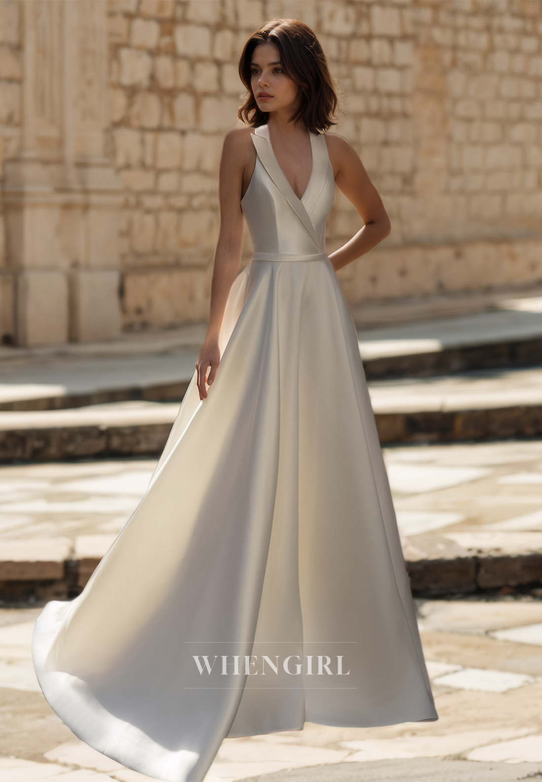 V-Neck A-Line Straps Sleeveless Open Back Pleats Satin Wedding Dress Bridal Gowns with Train