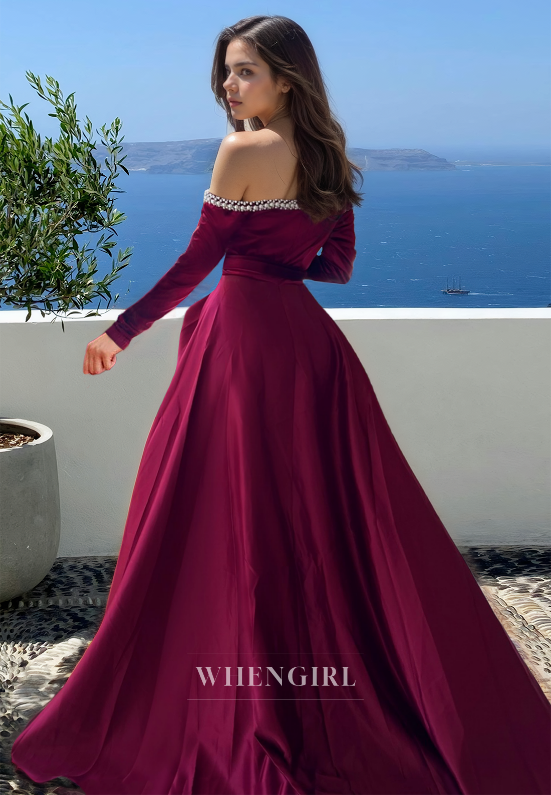 Slopping A-Line Sweetheart Long Sleeves Side Slit Satin Pleats Evening Prom Dress with Beads
