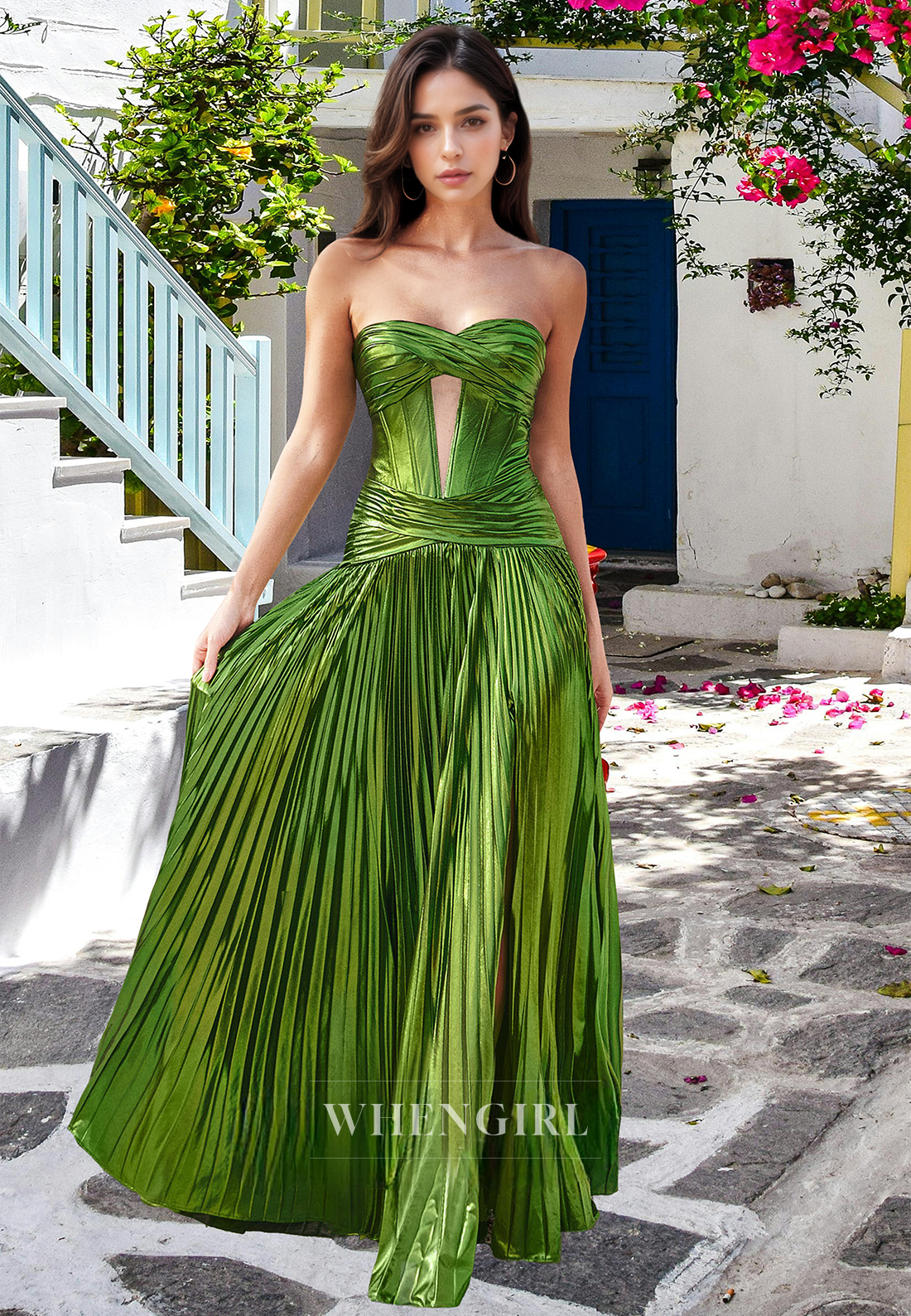 Stunning A-Line Sweetheart Sleeveless Long Ruched Party Evening Dress with Cut Outs