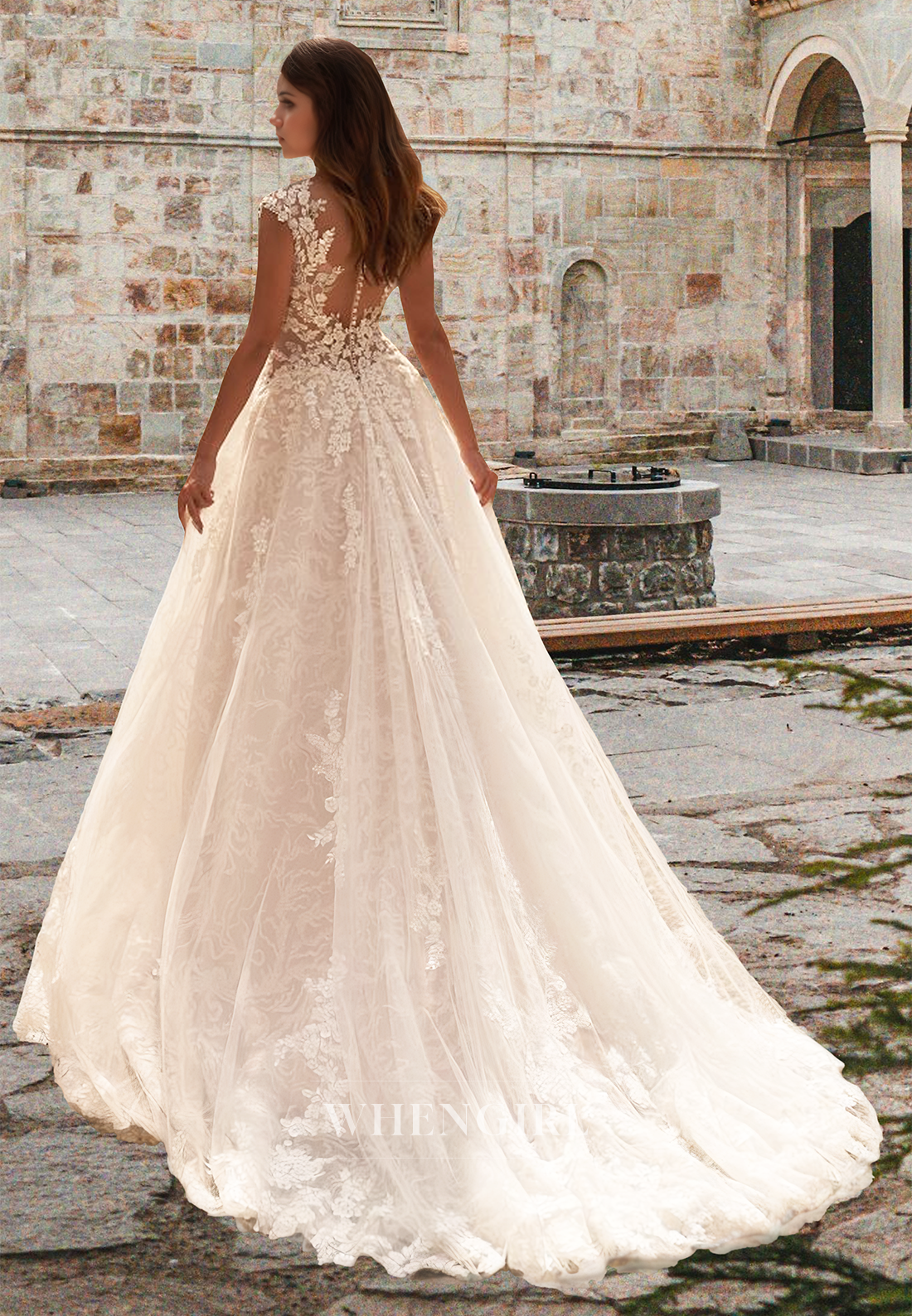 Bohemian Cap Sleeves V-Neck A-Line Sweep Train Pleats Lace Beach Wedding Dress with Appliques