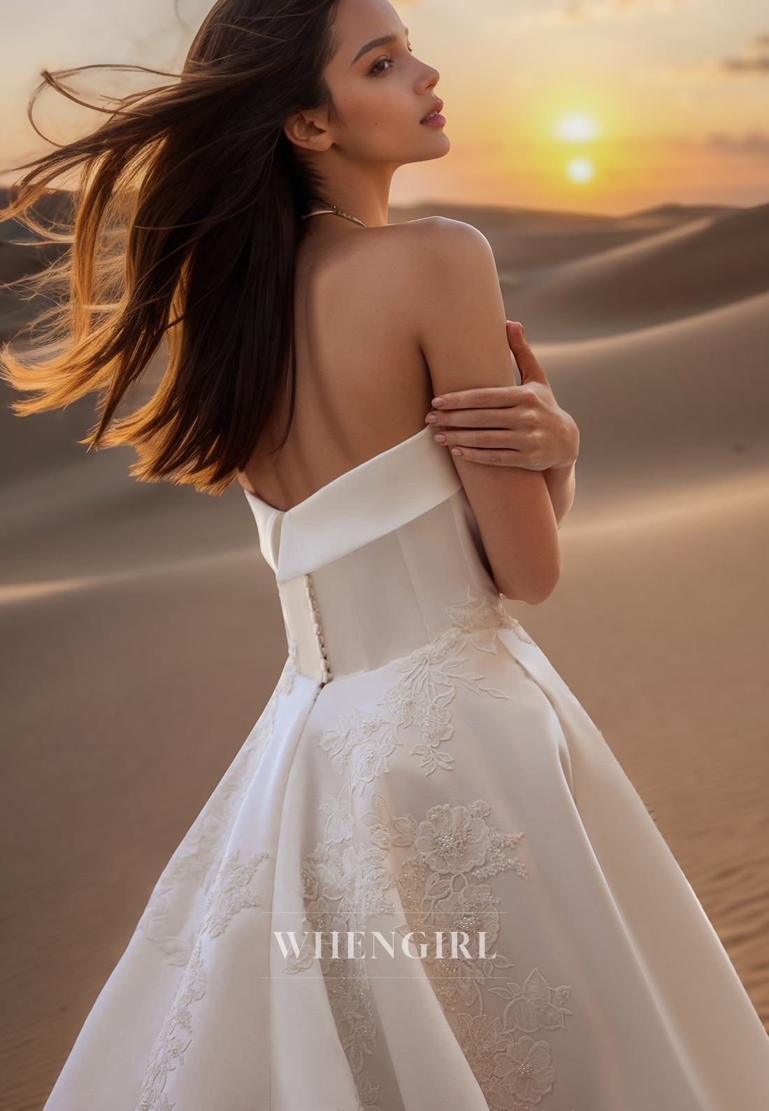 Elegant Tube Top A-Line Sleeveless Pleats Satin Wedding Dress Bridal Gowns with Appliques