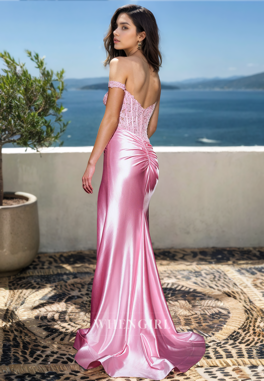 Off-Shoulder Sweetheart Sheath Sleeveless Slit Train Pleated Satin Prom Party Gowns with Appliques