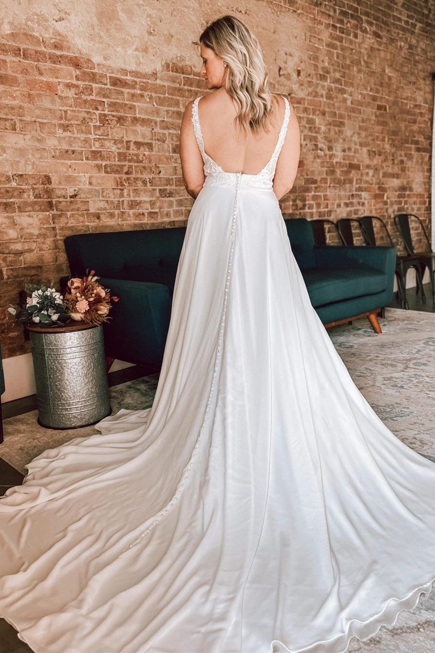 White Floral Lace Open Back Long Bridal Gown