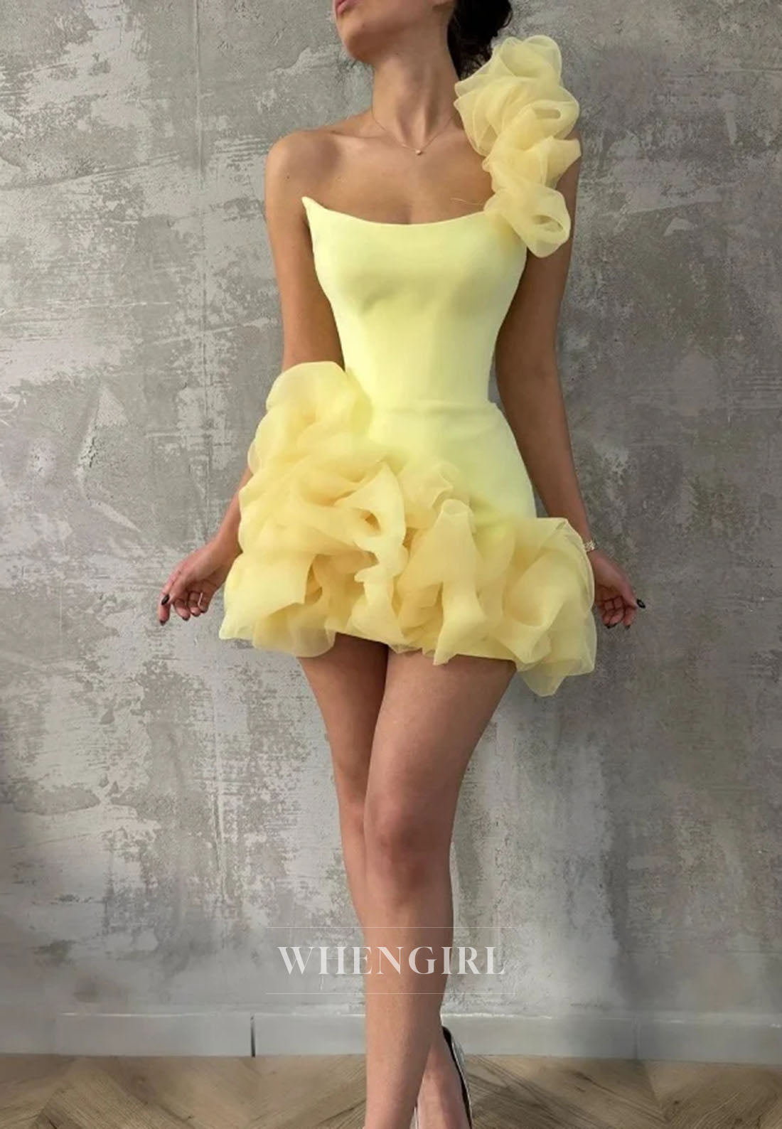 Light Yellow Bateau Neck Sleeveless One-Shoulder Short Sheath Homecoming Dress