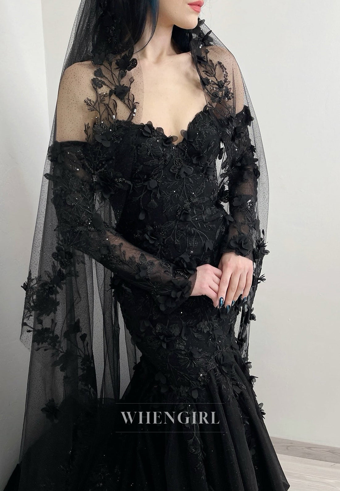 Black Appliqued Lace Sweetheart Long Sleeves Court Train Mermaid Wedding Dress
