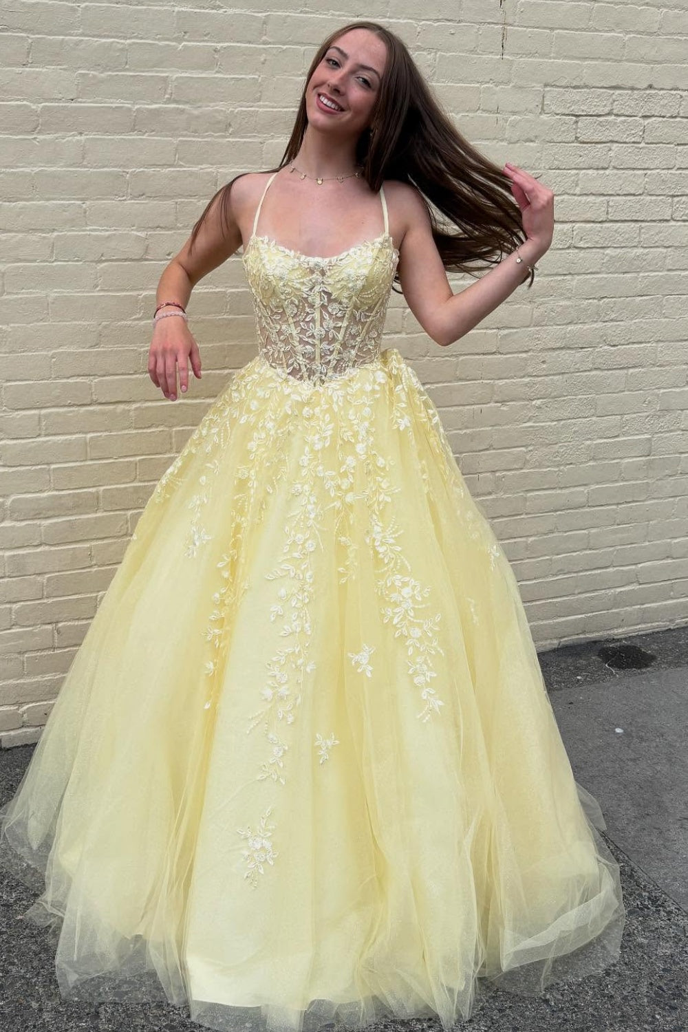 A-Line Strapless Halter Sleeveless Pleated Appliques Yellow Tulle Prom Dress