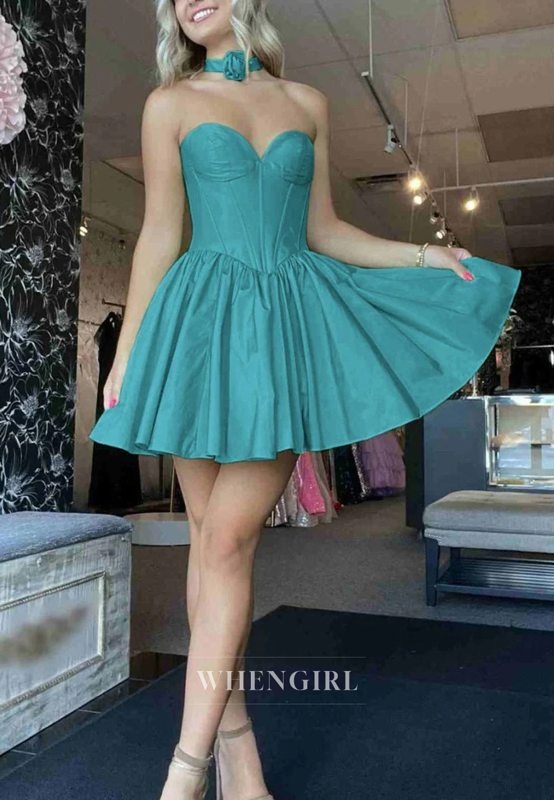 A-Line Sweetheart Strapless Sleeveless Homecoming Dress