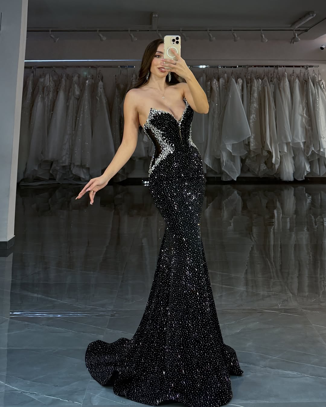 Sexy Sleeveless Black Mermaid Strapless Rhinestone Prom Dress