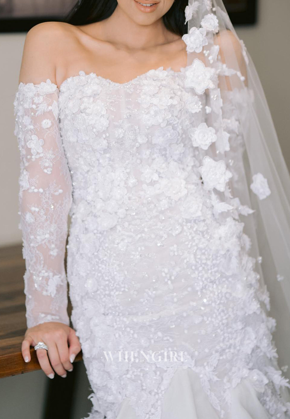 Sweetheart Appliqued Lace Long Sleeves Back Zipper Strapless Mermaid Wedding Dress