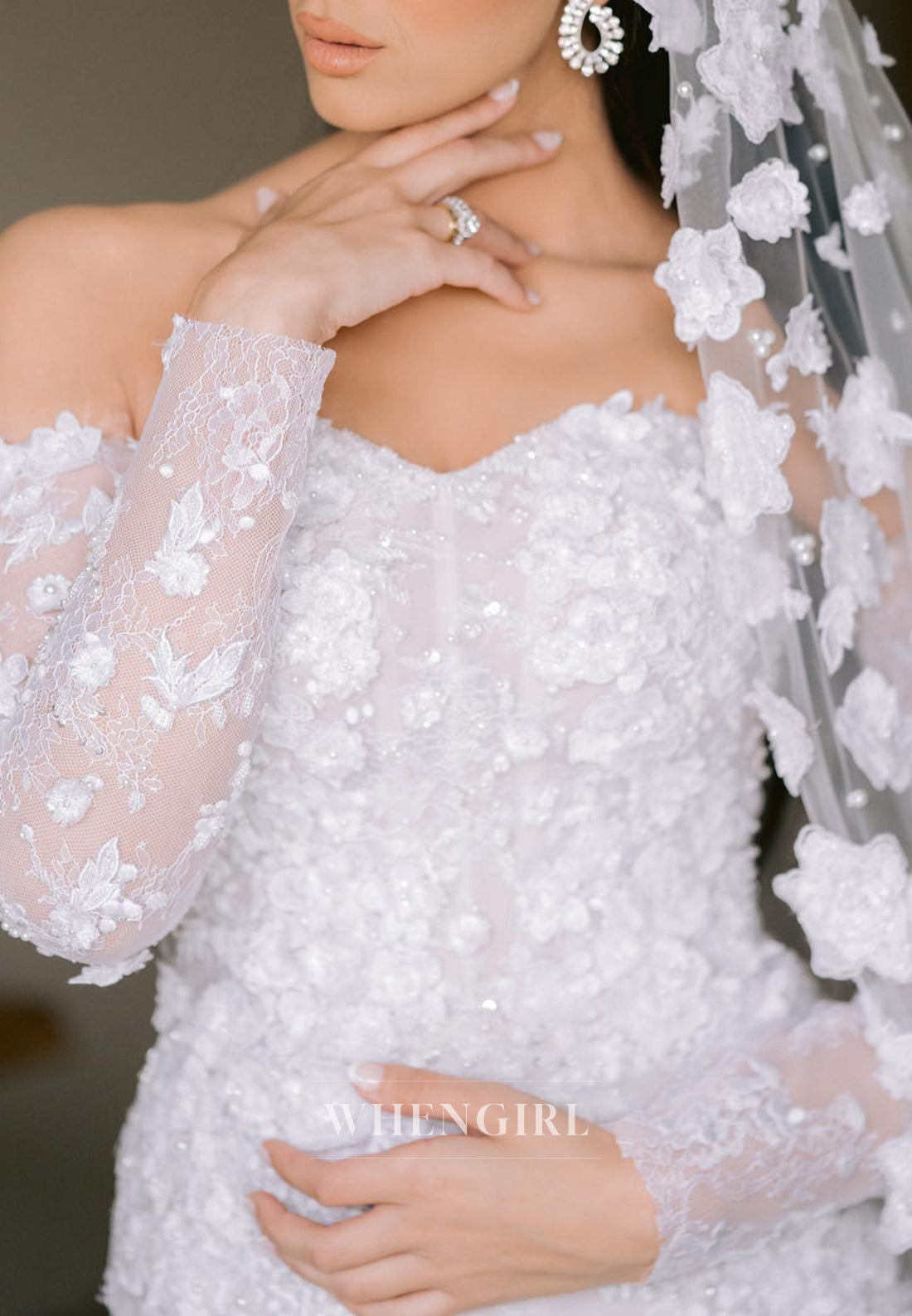 Sweetheart Appliqued Lace Long Sleeves Back Zipper Strapless Mermaid Wedding Dress