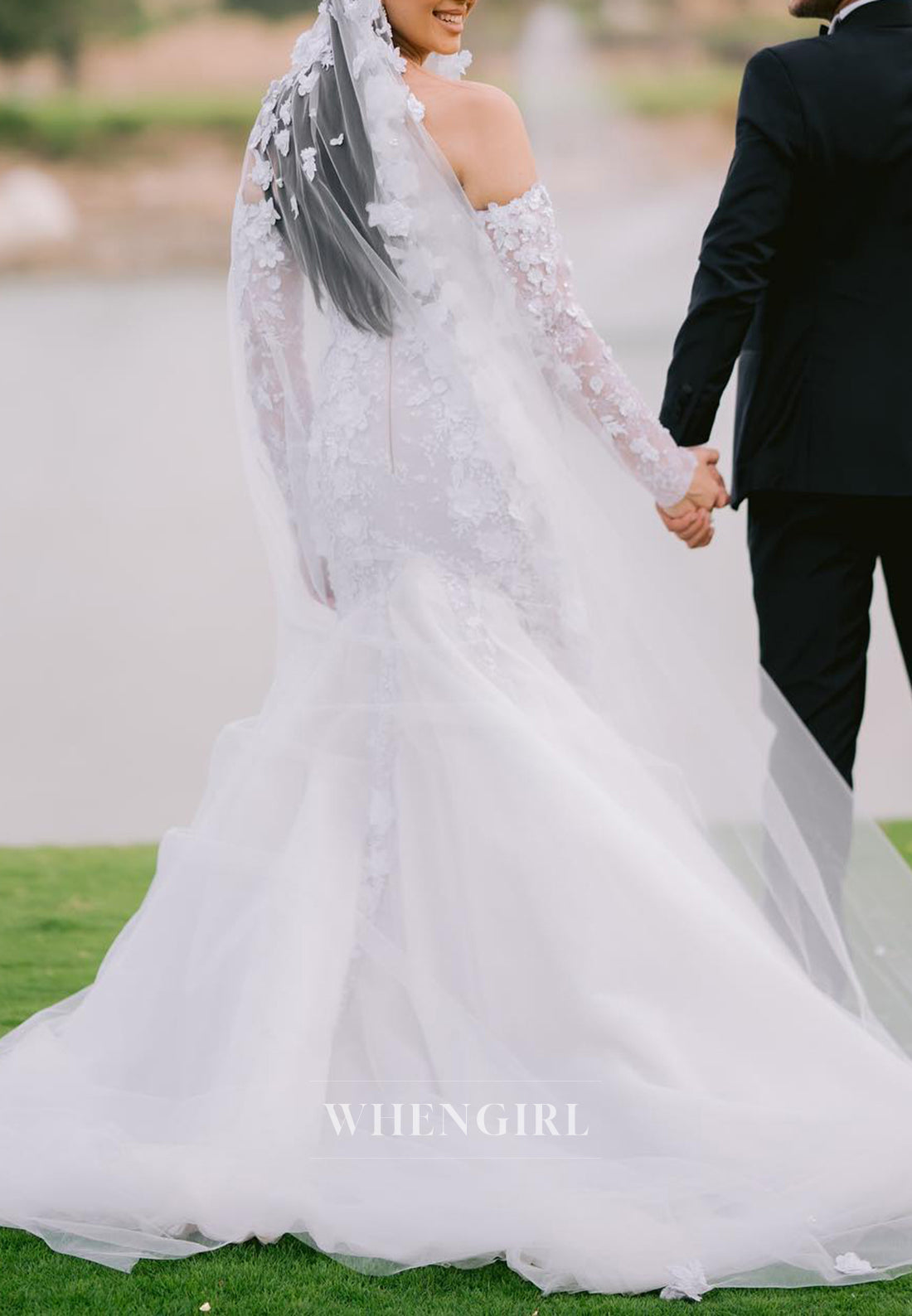 Sweetheart Appliqued Lace Long Sleeves Back Zipper Strapless Mermaid Wedding Dress