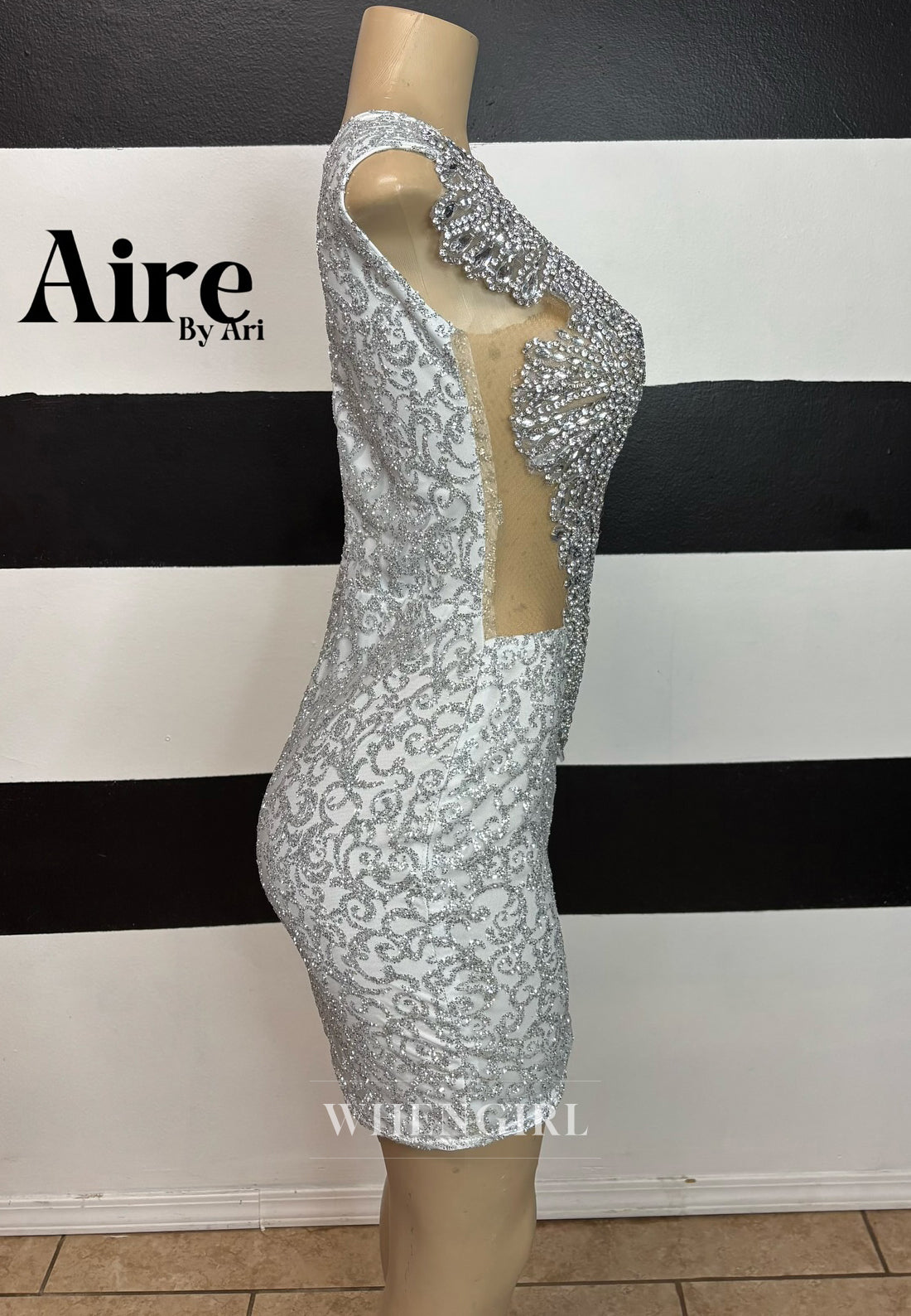 Silver Beaded Bateau Neck Sleeveless Back Zipper Sheath Short Homecoming Dress