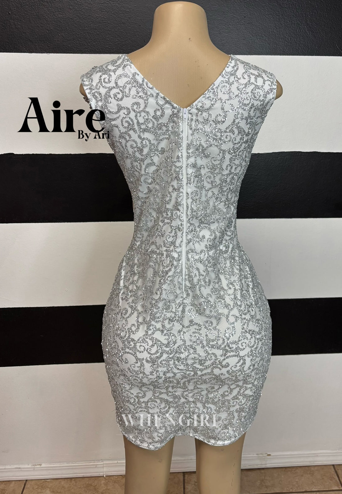 Silver Beaded Bateau Neck Sleeveless Back Zipper Sheath Short Homecoming Dress