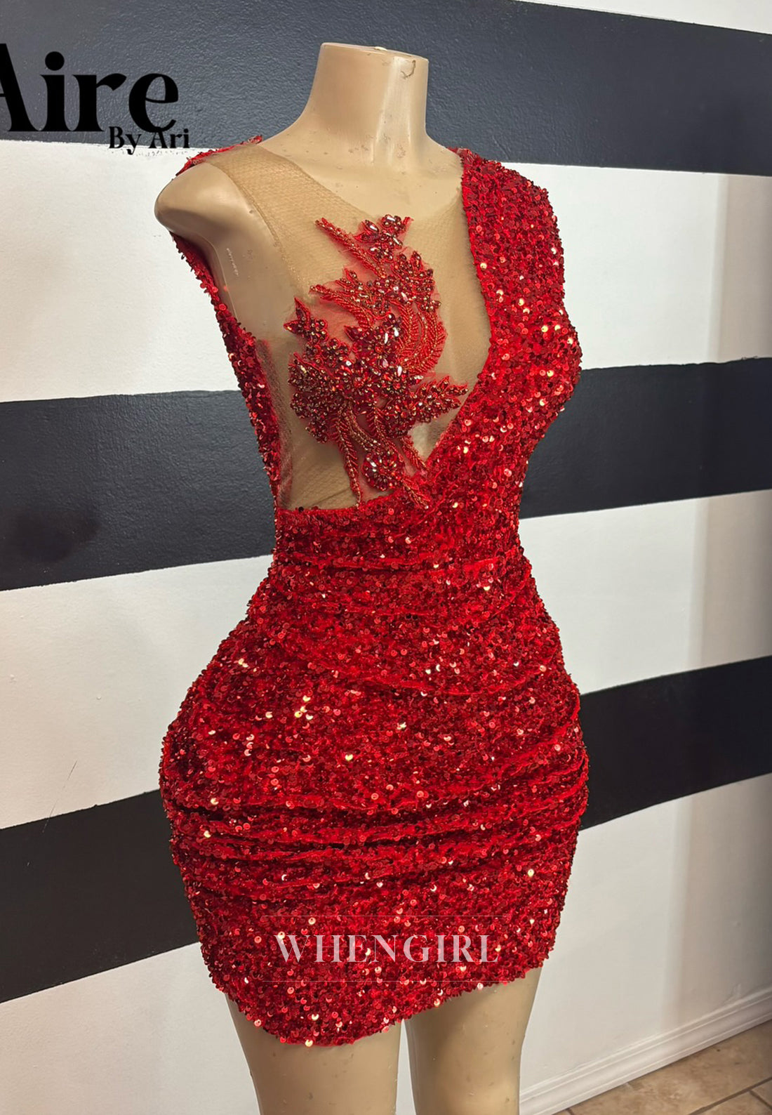 Burgundy Scoop Neck Sleeveless Beaded Pleated Sequins V Back Sheath Short Homecoming Dress