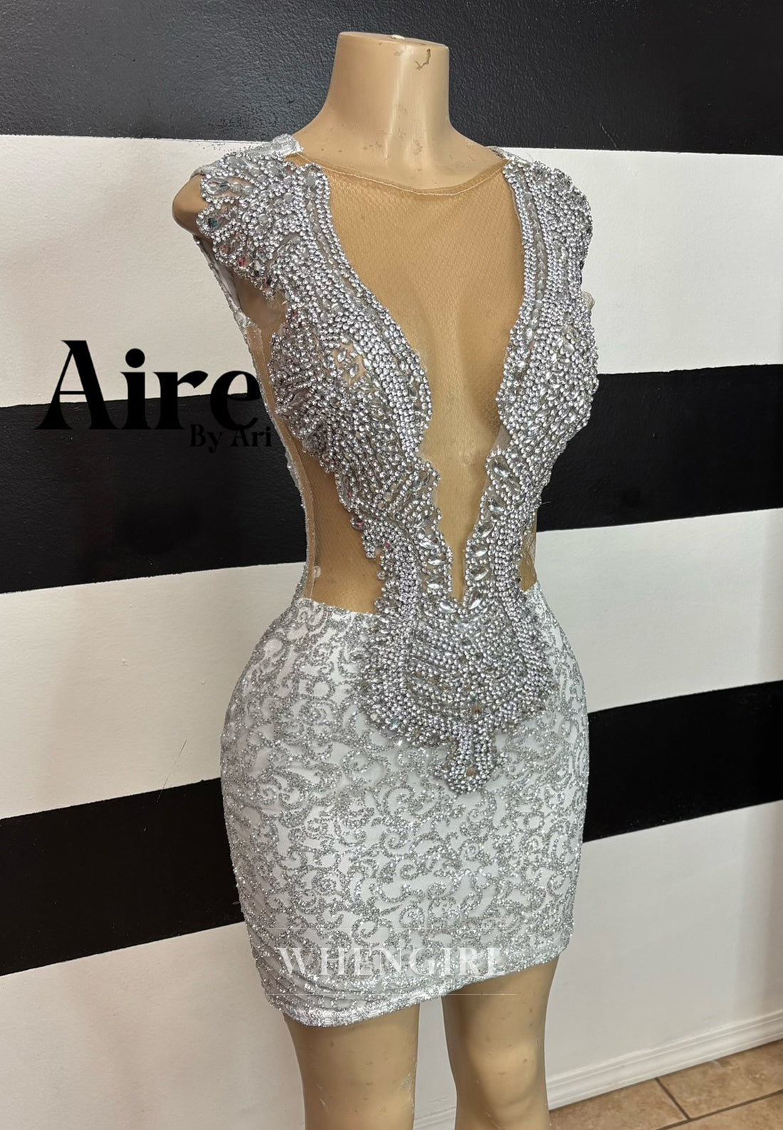Silver Beaded Bateau Neck Sleeveless Back Zipper Sheath Short Homecoming Dress