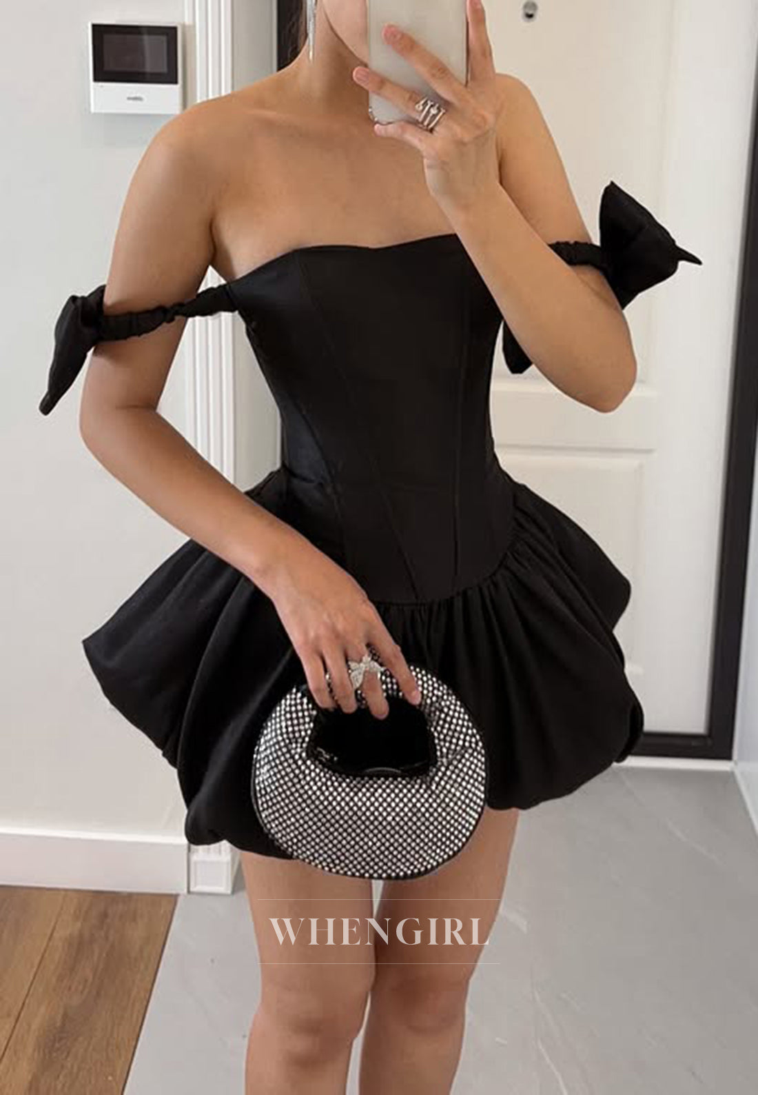 Charming A-Line Black Sleeveless Off Shoulder Short Homecoming Dress