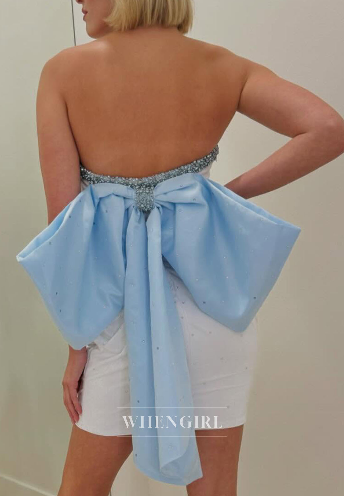 Sheath Sleevelss Tube Top Beaded Pleated Bowknot Velvet Short Homecoming Dress